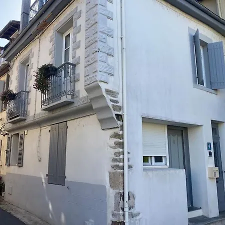 Appartement Le Nid Du Saleys - 70 M2 Centre Ville De Salies-de-Béarn Exterior foto